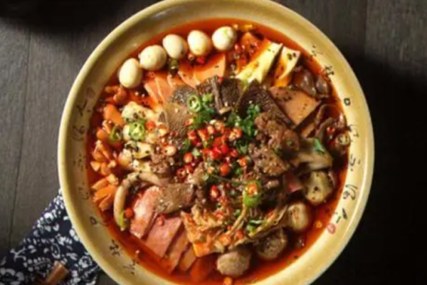六婆冒菜加盟