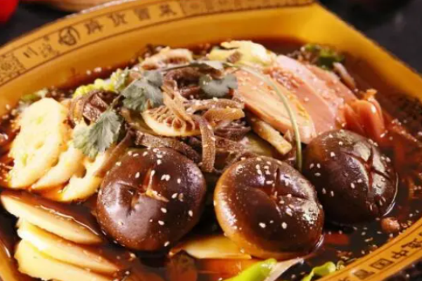 黄师傅冒菜加盟