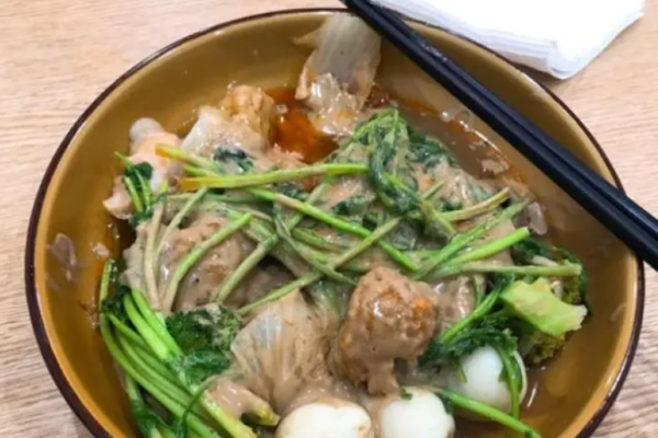 志松新派麻辣烫加盟