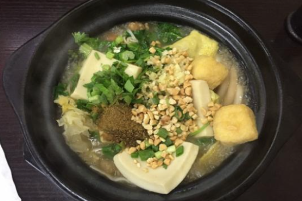 绿叶巷砂锅麻辣烫加盟