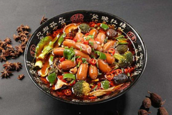 一屋之煮麻辣烫加盟