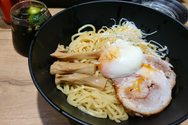 歌志轩名古屋拉面加盟