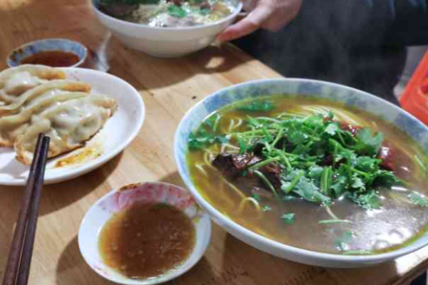 四毛牛肉面馆火锅加盟