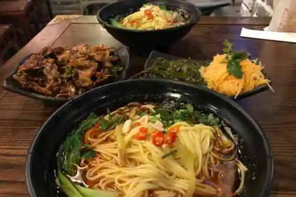 小庭丰重庆小面加盟