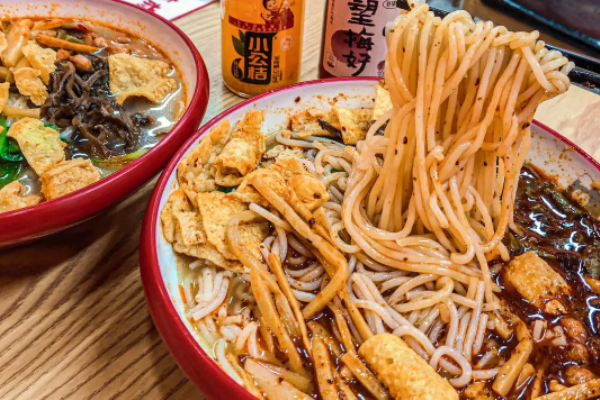 肥姨妈螺蛳粉加盟