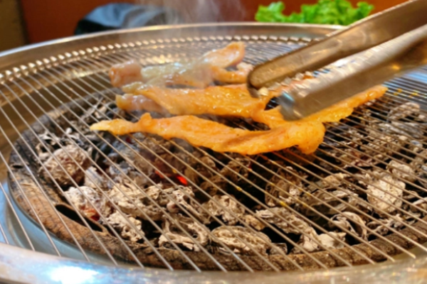 炭一烧炭火烤肉加盟