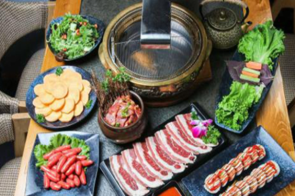 火炉旁烤肉加盟