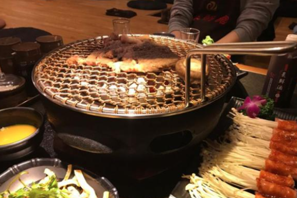 炙鲜馆烤肉加盟