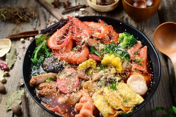 蘸辣天下冒菜麻辣烫加盟