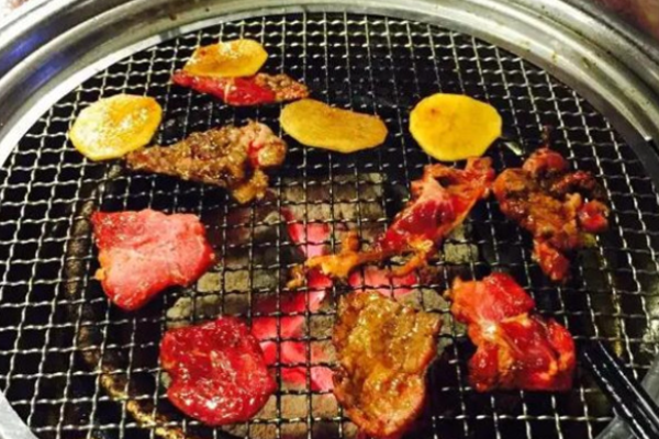 三炮烤肉加盟