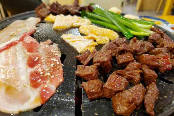 金小碗烤肉坊加盟