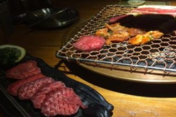 金鼎宴韩式自助烤肉加盟