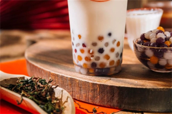 多纯奶茶加盟