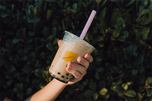 小猪奶茶店加盟