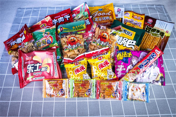 卓尔零食