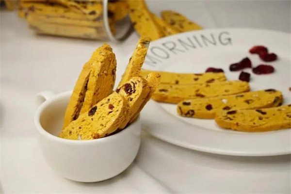 卓尔零食