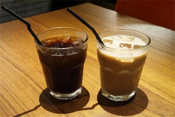 小小奶茶