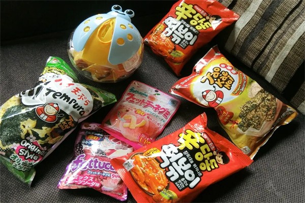 思味特量贩零食