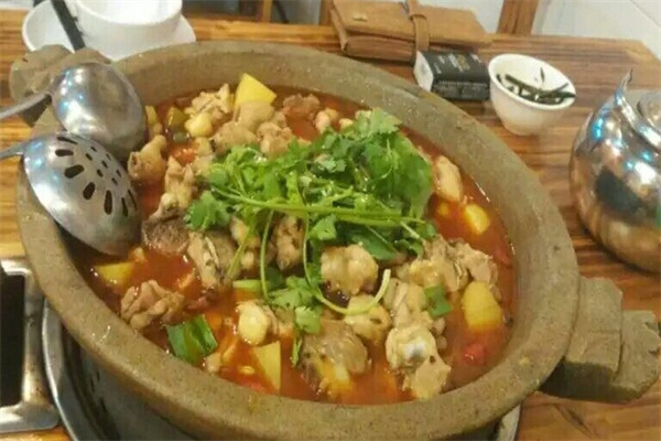 全民石锅鸡加盟