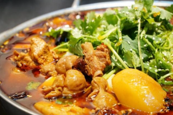 何老六肥肠鸡
