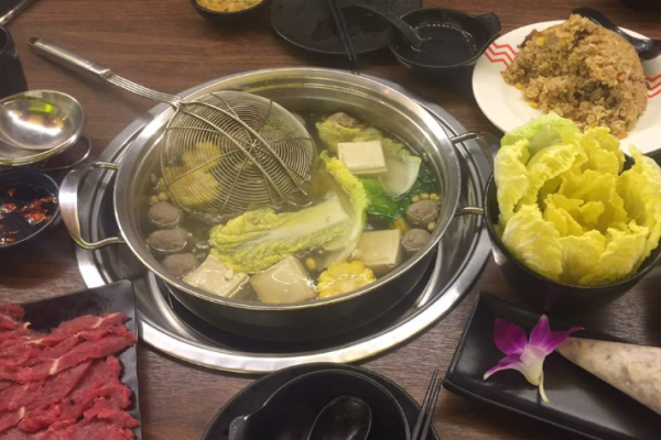 潮牛壹号鲜牛肉火锅加盟