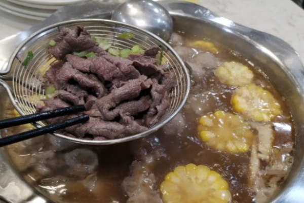 粤潮牛肉火锅店加盟