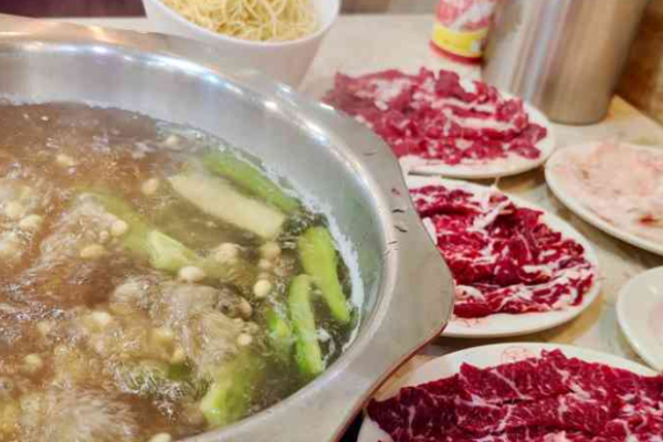 粤潮牛肉火锅店加盟