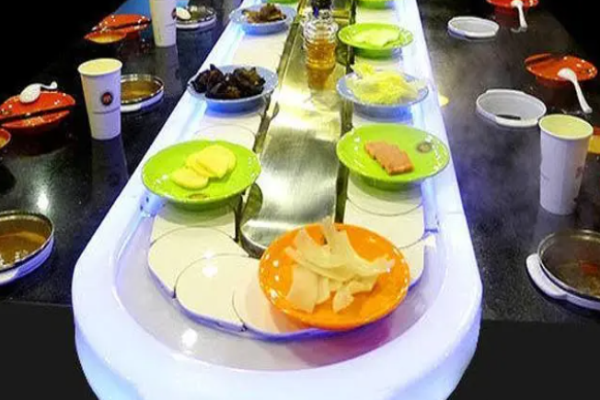 皇宠旋转小火锅加盟