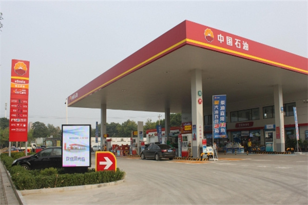 中石油加油站