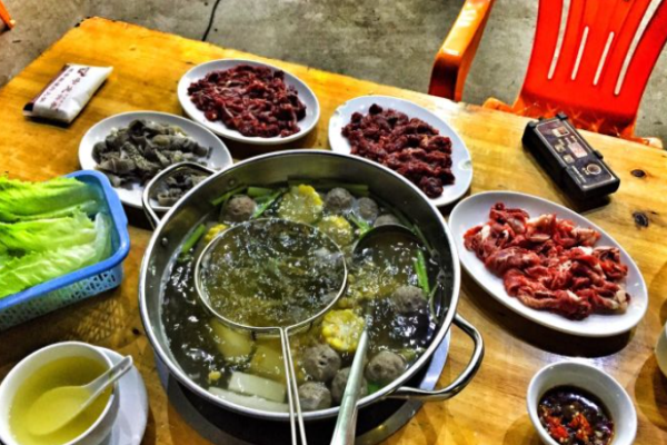 四号屠宰场堂满鲜牛羊肉火锅加盟