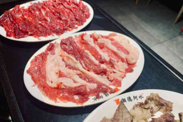 潮德阿水牛肉火锅加盟
