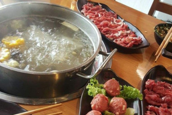 高兴壹锅牛肉火锅加盟