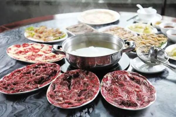 高兴壹锅牛肉火锅加盟