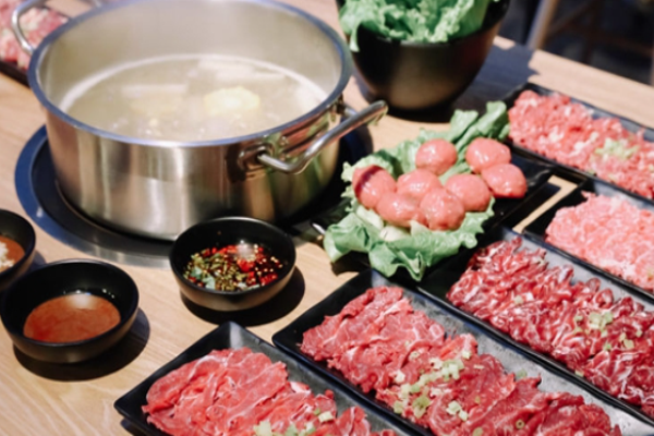 鼎牛匠潮汕鲜牛肉火锅加盟