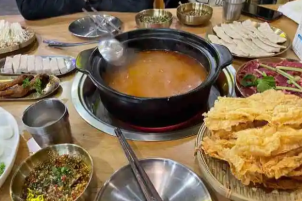 柳盈盈螺蛳粉火锅加盟