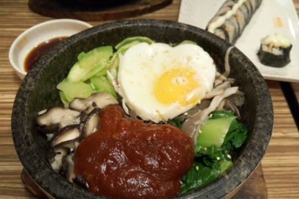 泰熙家石锅拌饭加盟