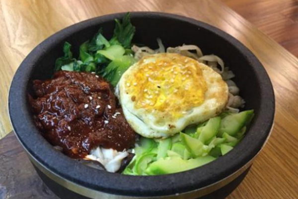 泰熙家石锅拌饭加盟