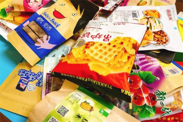 周末时光零食加盟
