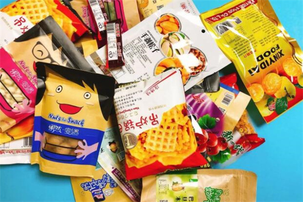 周末时光零食加盟