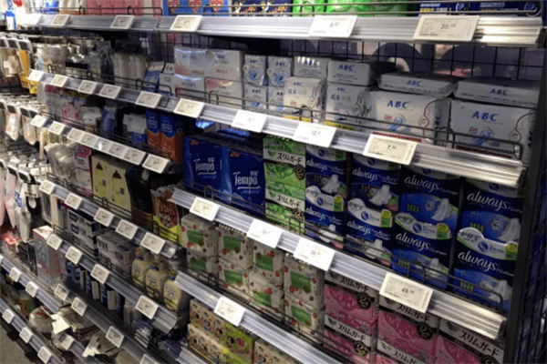 中企红便利店