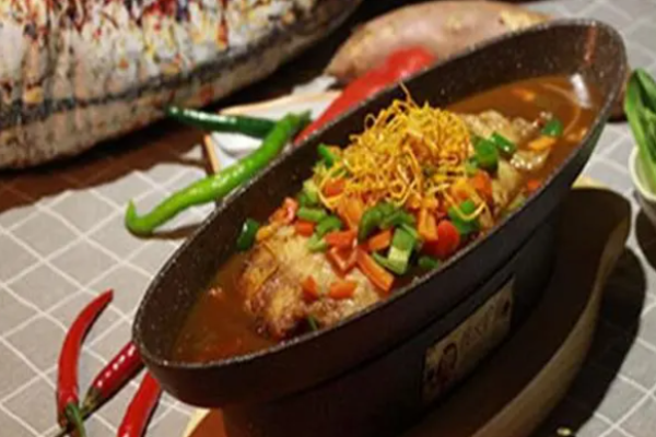 鱼侦探烤鱼饭