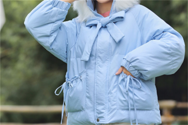 嫱服装