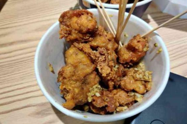 巡阜记蒜香炸鸡