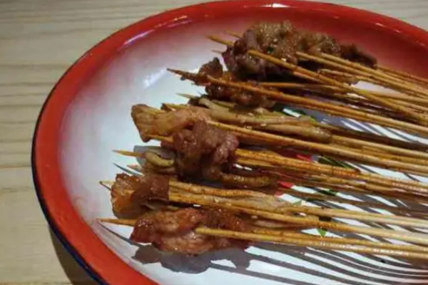 尔虞我炸乐山炸串