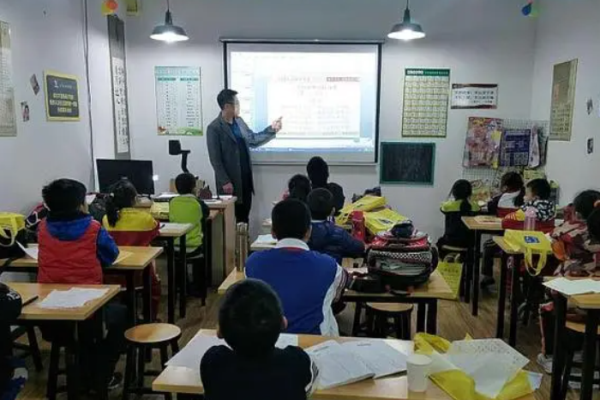 童初练字加盟