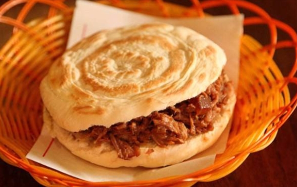 熏肉大饼肉夹馍加盟
