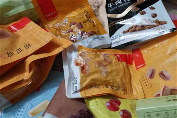 良品汇零食