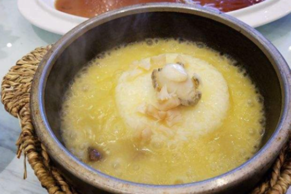 菌师傅菌汤捞饭加盟