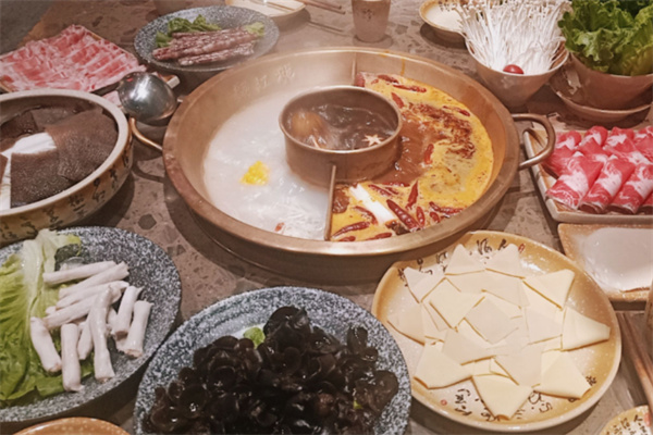 翻江龙火锅