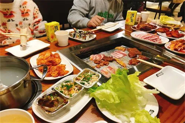 汉城自助烤肉火锅加盟
